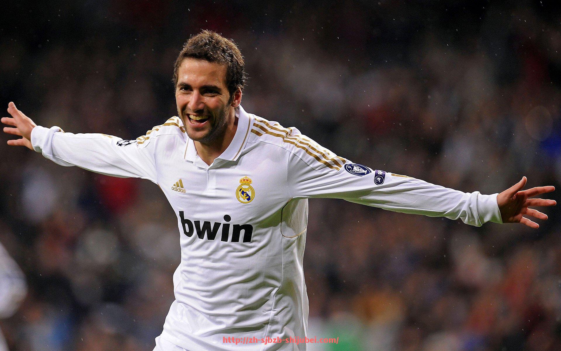 世俱杯直播-世俱杯球迷吐槽合集:热评、段子与真实情绪