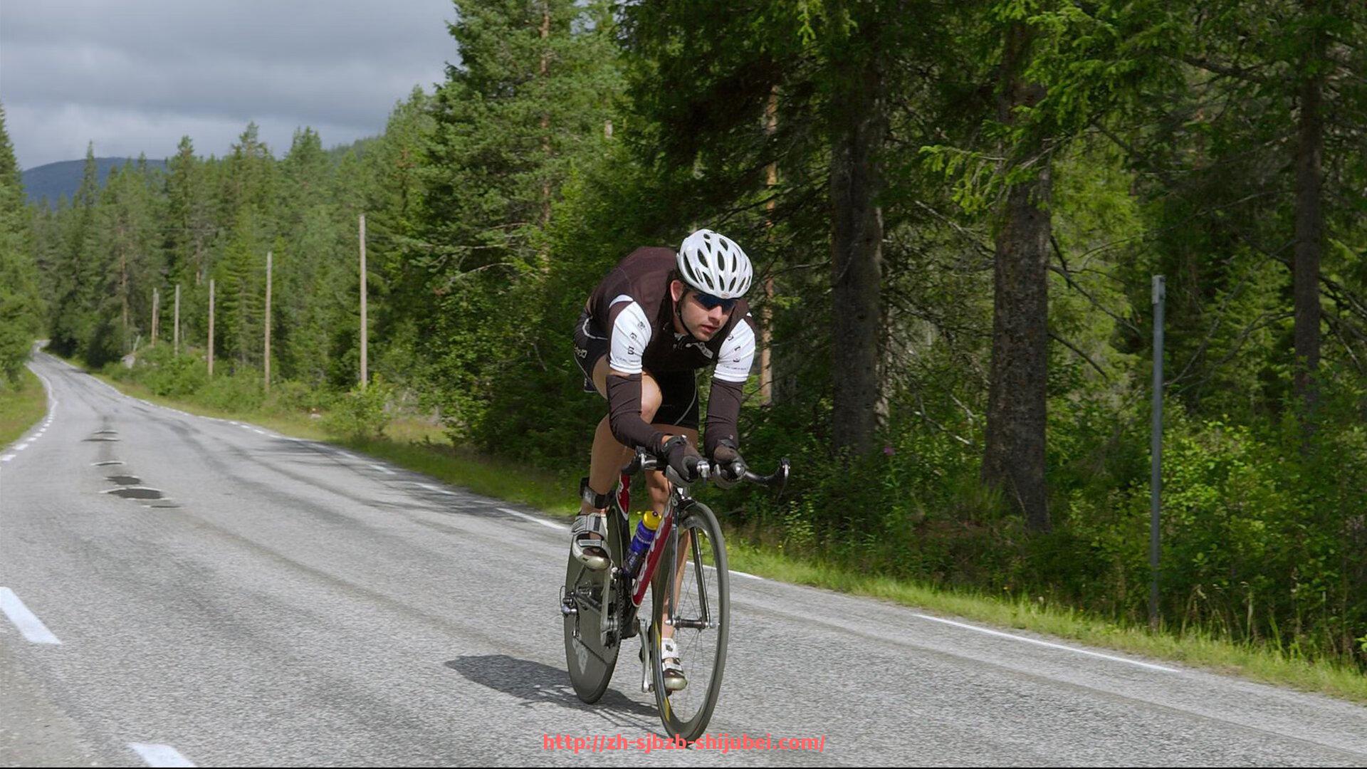 世俱杯直播-世俱杯裁判违规处罚细则及判罚实施流程